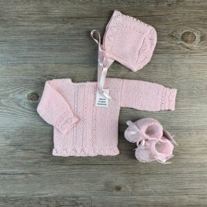 Conjunto jersey capota y patuco bebé hilo rosa a mano Aruca artesanía